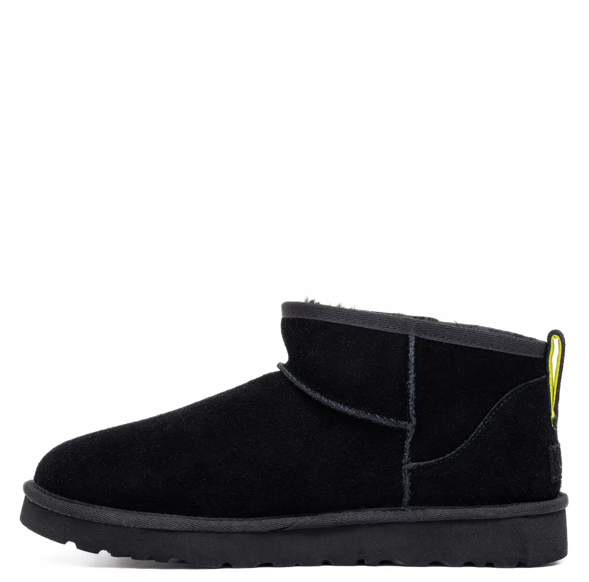 UGG Ultra Mini ZIP — Black