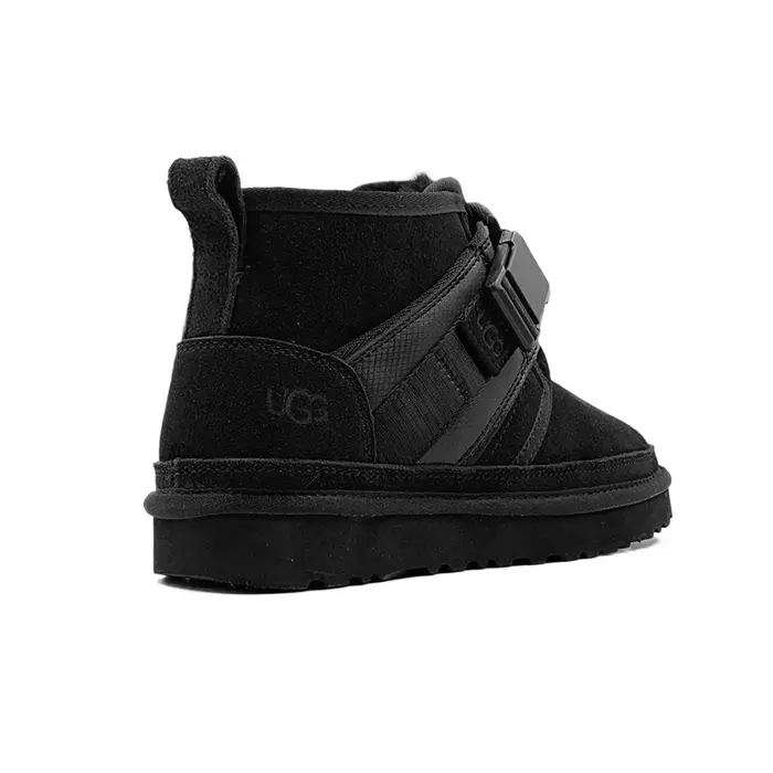 Neumel Snapback — Black