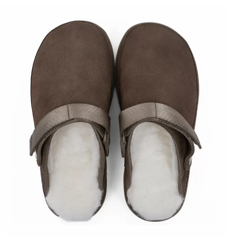 UGG Goldenstar Clog Chocolate — Chocolate, дополнительный вид