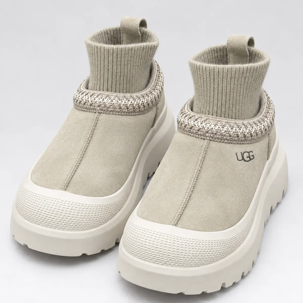 UGG Tazz Knit Hybrid — Sand