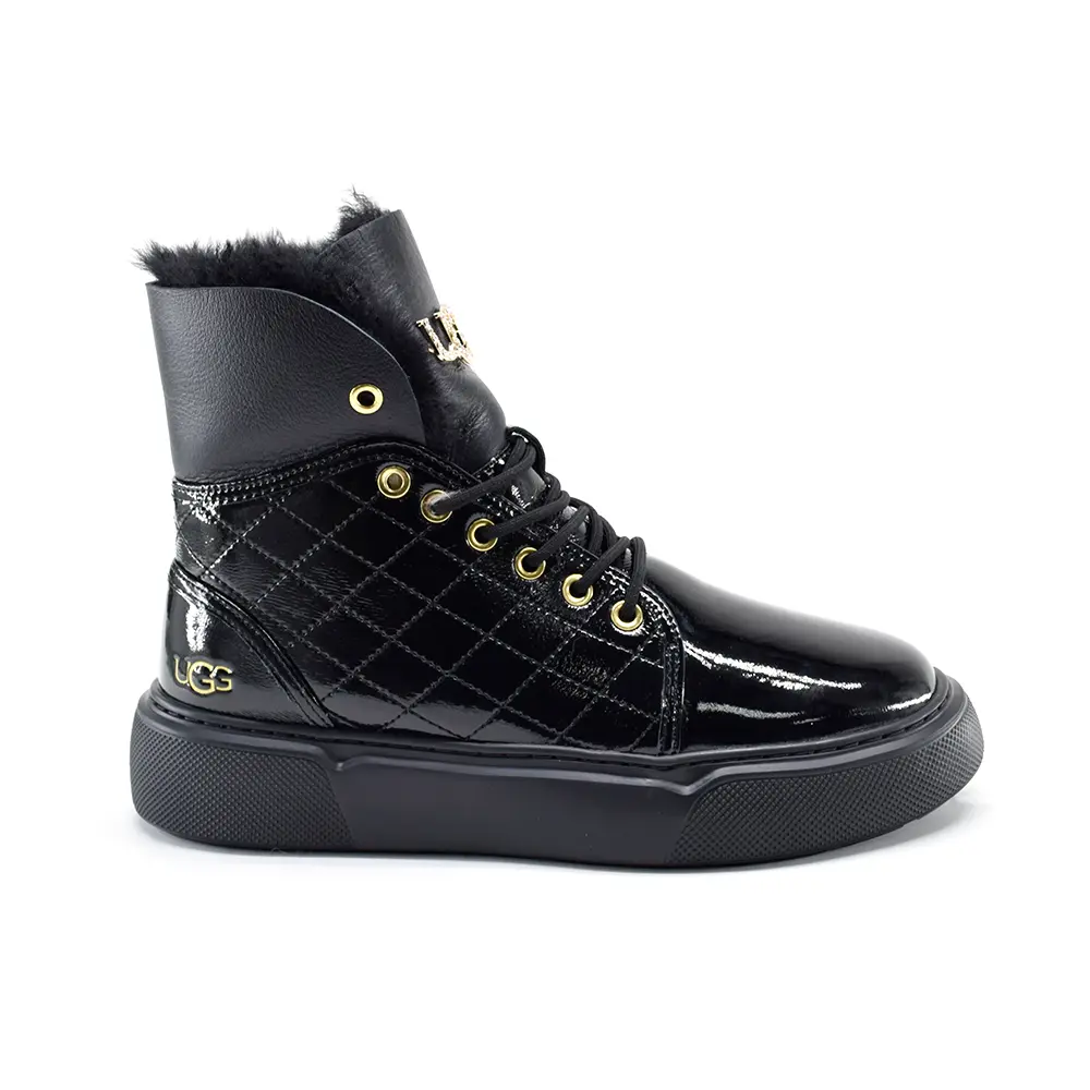 UGG Shanti — Black
