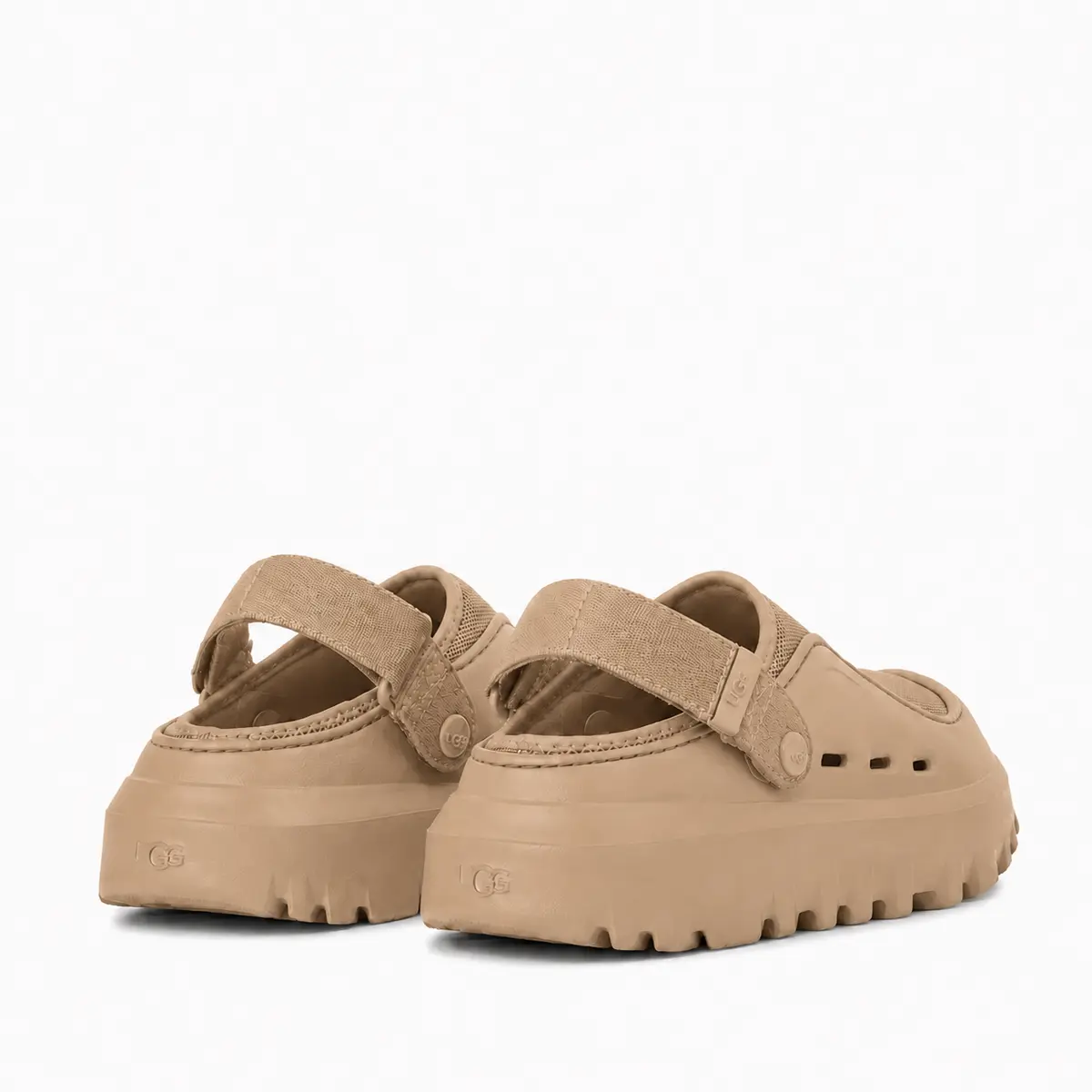 UGG PeakMod — Sand