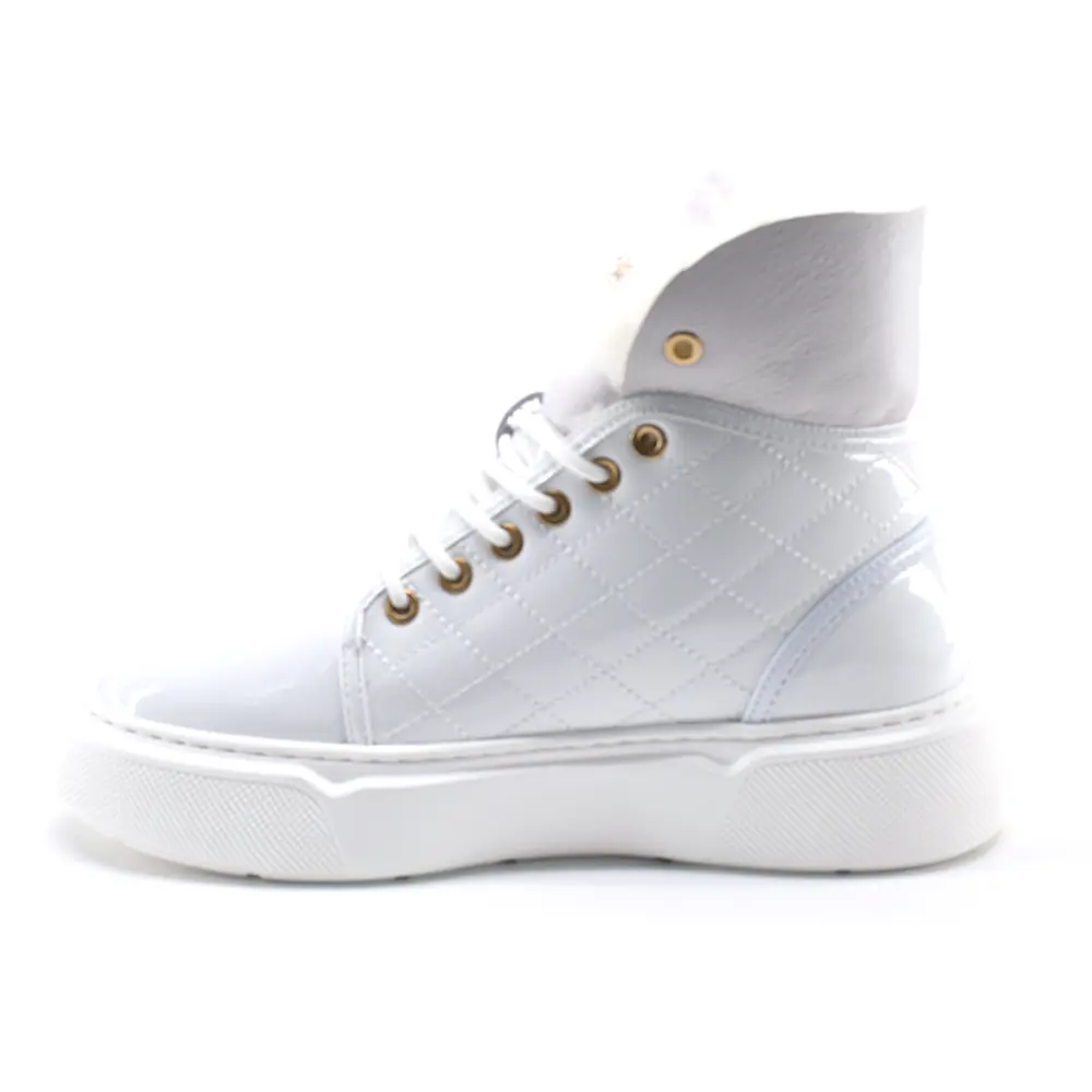 UGG Shanti — White
