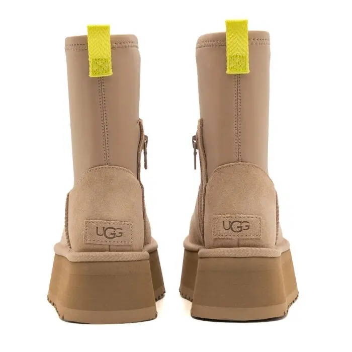 Classic Platform Dipper Boot — Sand